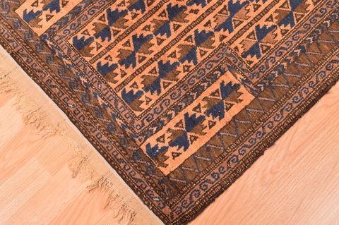 Baluch Beige Hand Knotted 30 X 50 Area Rug 100-89938 Image 7