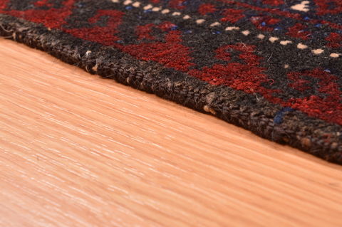 Baluch Red Hand Knotted 30 X 47 Area Rug 100-89939 Image 9
