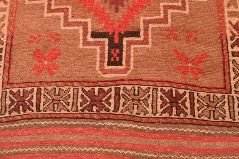 Baluch Beige Hand Knotted 29 X 47 Area Rug 100-89942 Image 10