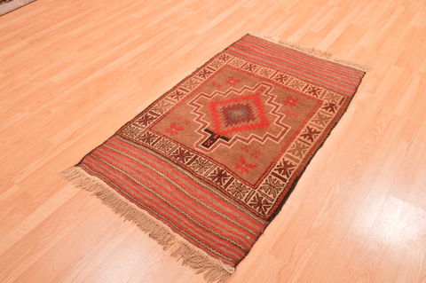 Baluch Beige Hand Knotted 29 X 47 Area Rug 100-89942 Image 2